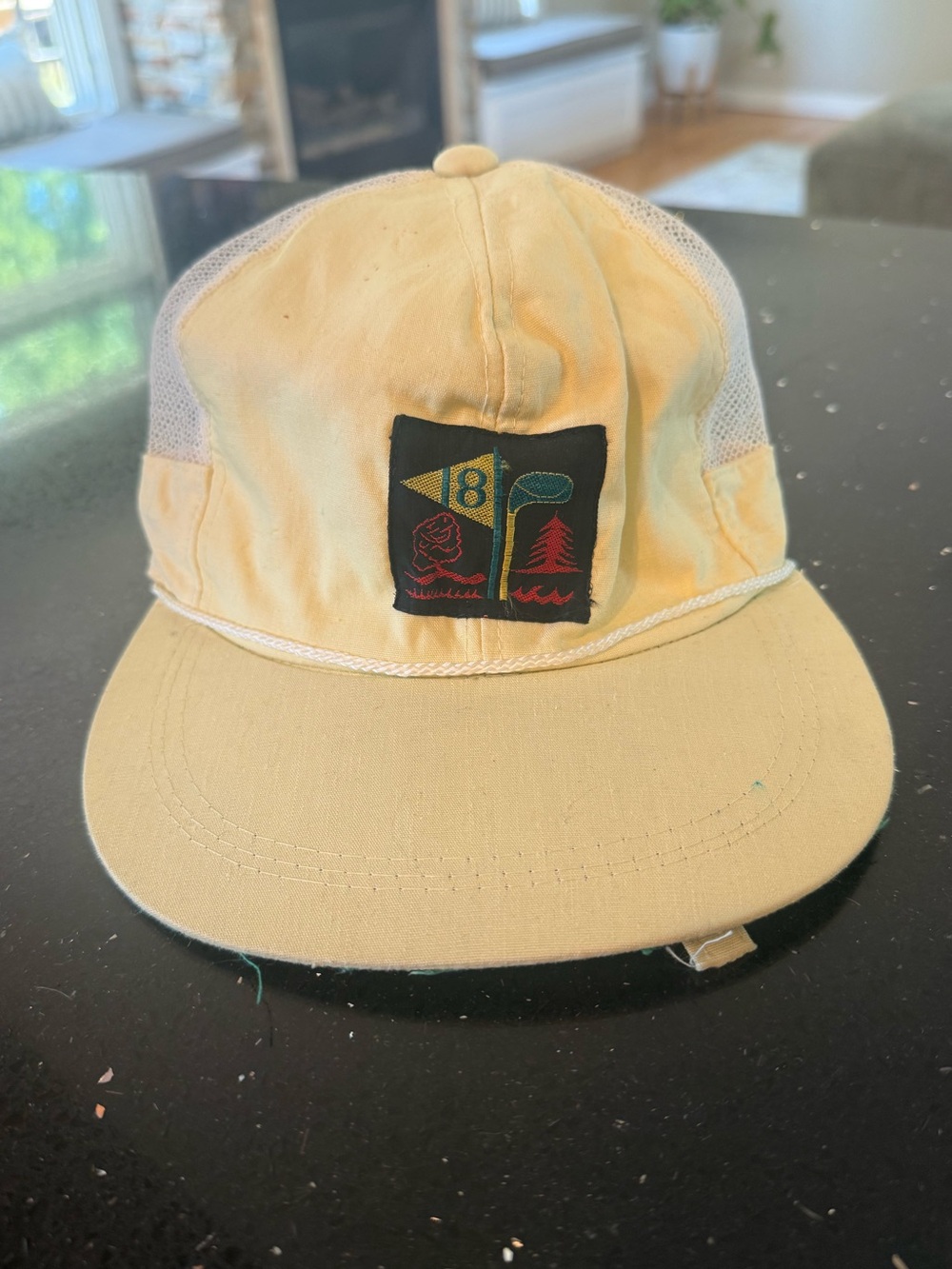 Vintage Hole 18 Mesh-Back Casual Trucker Cap with Embroidered Patch